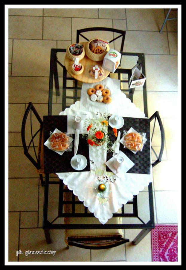 Spicchi Di Sole Bed and Breakfast Napoli Esterno foto