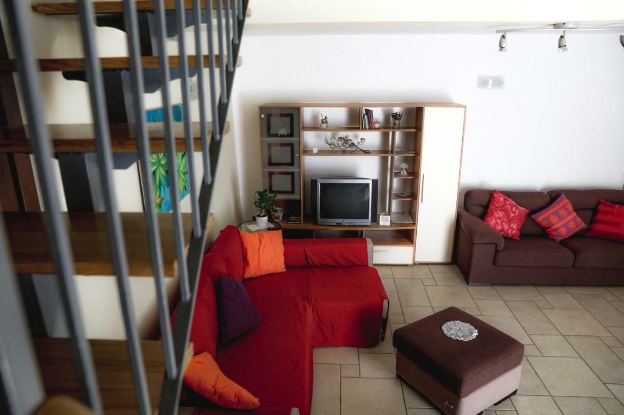 Spicchi Di Sole Bed and Breakfast Napoli Esterno foto