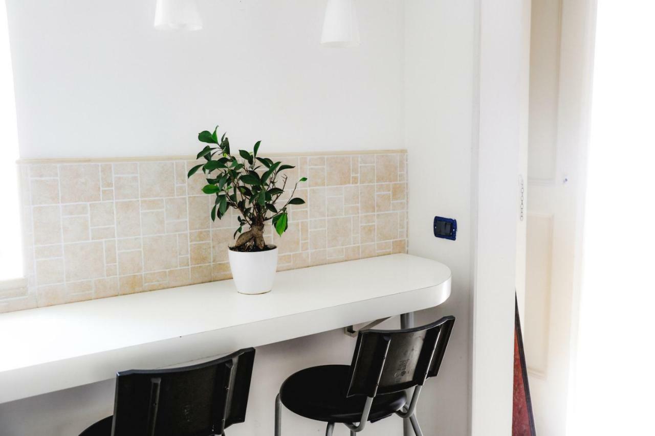 Spicchi Di Sole Bed and Breakfast Napoli Esterno foto